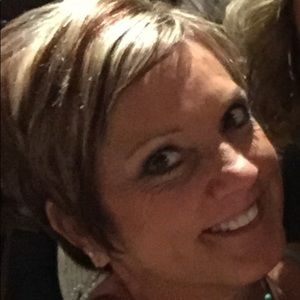 Meet your Posher, Vickie